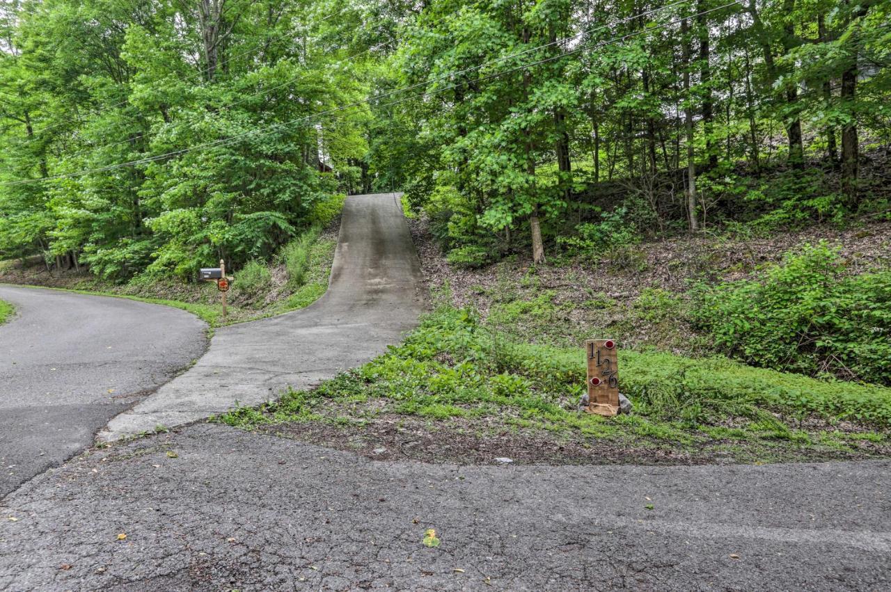 Gatlinburg Escape With Hot Tub, Deck And Mtn View Villa Luaran gambar