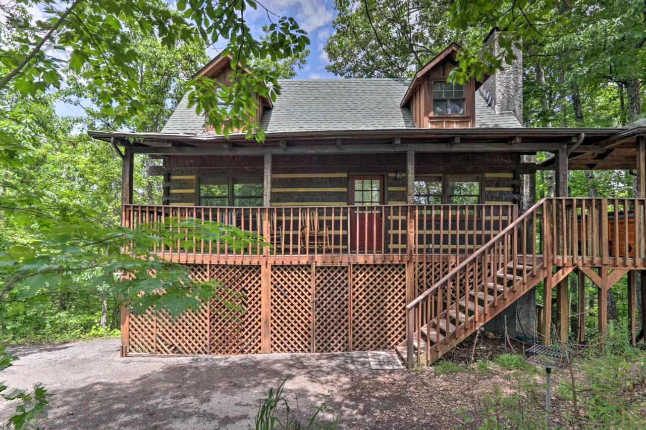 Gatlinburg Escape With Hot Tub, Deck And Mtn View Villa Luaran gambar